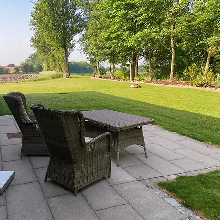 Renovated Barn By Haervejen In Peaceful Nature Vejen